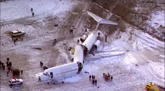 摄像头拍到的飞机起降发生的事故现场录像!飞机起飞降落最危险!