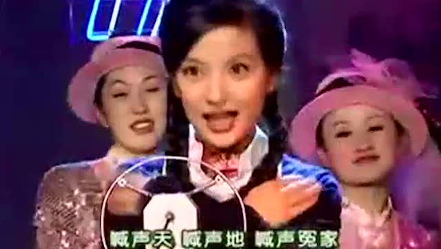 《情深深雨蒙蒙》,赵薇一曲小冤家惊艳四座