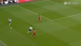 视频：利物浦后场长传 苏亚雷斯凌空垫射踢跐
