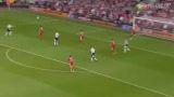 视频：彼得罗夫左侧施冷箭 利物浦门前现险情