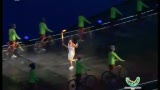 视频:主火炬第二棒 亚运会帆板冠军陈丽娜