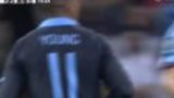 视频：阿什利杨任意球轰门 力道十足稍稍高出