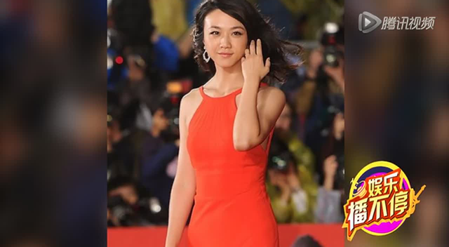 釜山电影节红毯女星拼性感 汤唯穿红裙秀美背截图