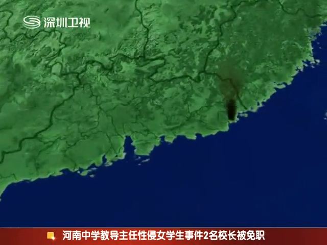 一架军用飞机在广东汕头市区坠毁截图