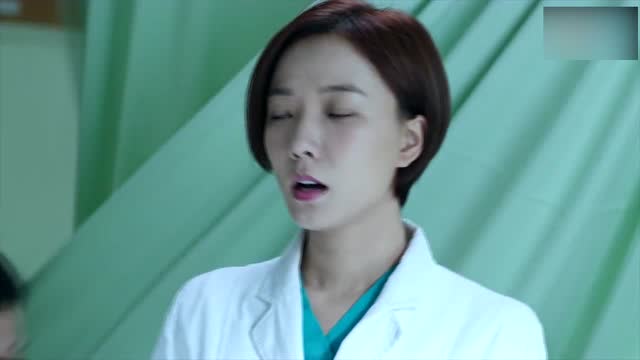《急诊科医生》收治聋哑产妇,王珞丹画画为.