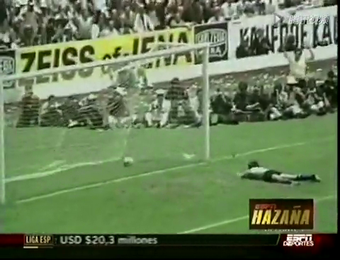1970年世界杯决赛：巴西4-1意大利 贝利破门截图