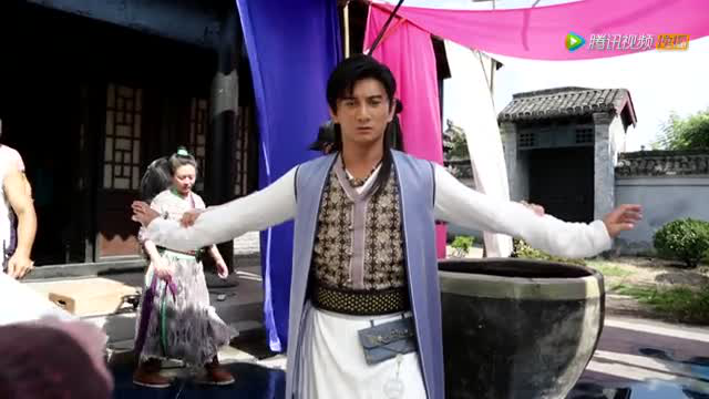 《犀利仁师》搞怪新作 叶祖新鬼鬼演另类梁祝