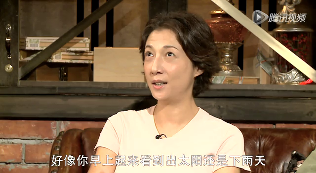 吴绮莉:女儿受伤成龙不闻不问 从未给过赡养费