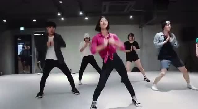 韩国女生liakim最新舞蹈 女生跳这舞蹈很可爱