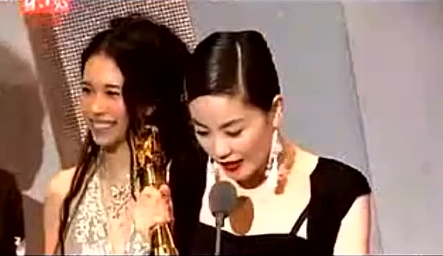 王菲发表金曲奖获奖感言,真是拽到没朋友!