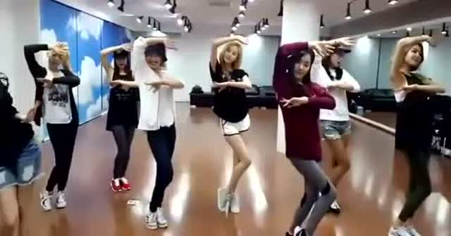 韩国idol练习室 舞蹈mv 少女时代《lion heart》
