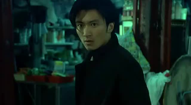 青年干探:谢霆锋陈冠希默契同悍匪火拼, 当年两人还是好朋友呀