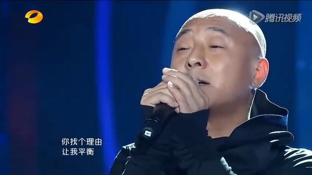 周晓鸥超感人mv《爱不爱我》