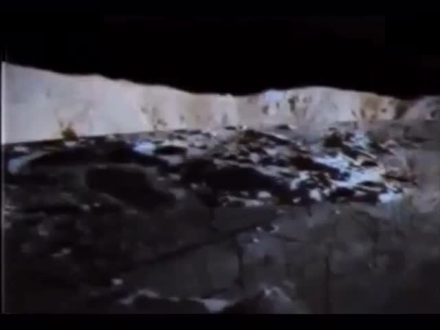 阿波罗20号当年发现巨型外星飞船的视频