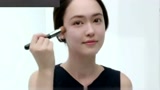 香奈儿化妆师菲奥娜另一种妆容,清淡的美丽优雅