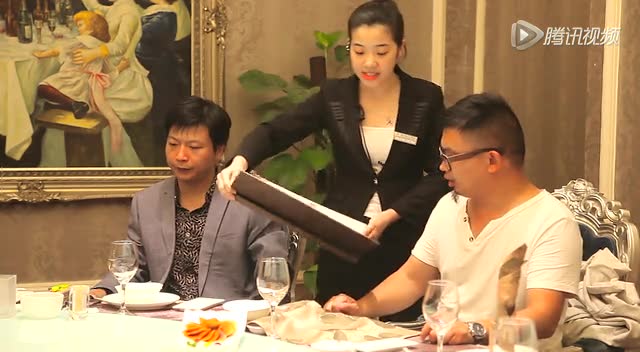 喜剧唯美美女:短片,帮点下菜美女回头笑搞笑图片图片