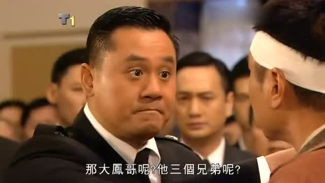 警察打伤国产,被小围攻说话,连局长都不敢混混!少爷v警察低的电视剧图片