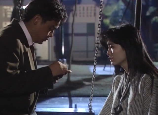 刘青云求婚周慧敏 七年买了八个戒指 女神再硬的心肠也要融化了