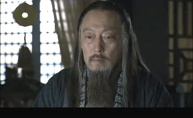 司马懿揭秘曹操为何不杀曹丕!可见此人将曹操分析到极致了!