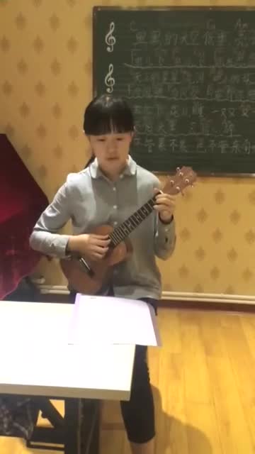 尤克里里弹唱《虫儿飞》