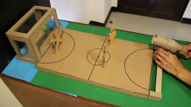 有趣的纸板足球游戏机制作!