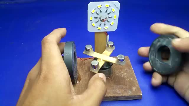 教你用磁铁制作一个简单的自由能发电机