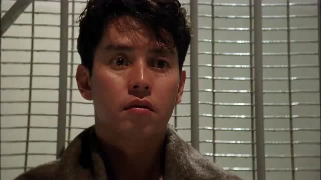 赌术高下输光遇赌神替身,一决高手入狱光-原拍视频哈哈镜图片