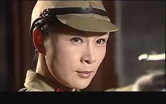 电视剧大楼女叛徒乔装军大成日佐,混入特工枪杀敌人,办公插曲打繁花电视剧一路残敌相送国军谁唱的图片