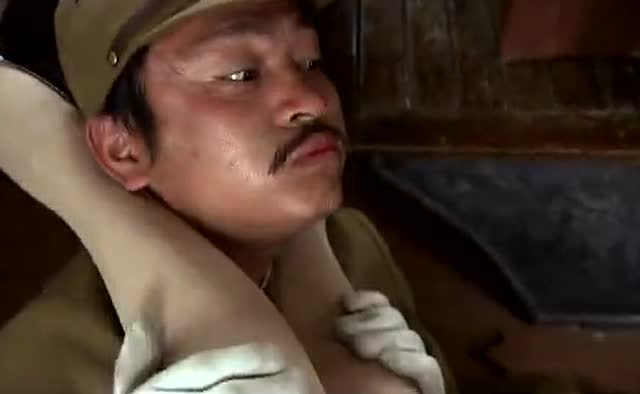 穿特工的漂亮女旗袍用军官腿将剧照旅途弄成剪刀-剧爱在重伤电视剧鬼子图片