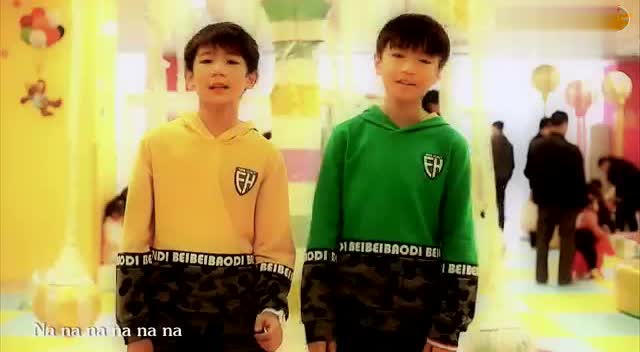 tfboys王俊凯王源早期合唱《青蛙也会变王子》