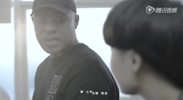 信乐团《青春万岁》MV首发 公开披露成员现状