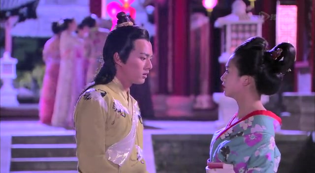 吴奇隆女装颠覆出镜 化身老妖意外撞脸李维嘉
