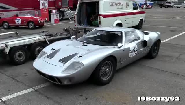 声浪真狠 福特gt40 mk1公路版赛道猛飙.