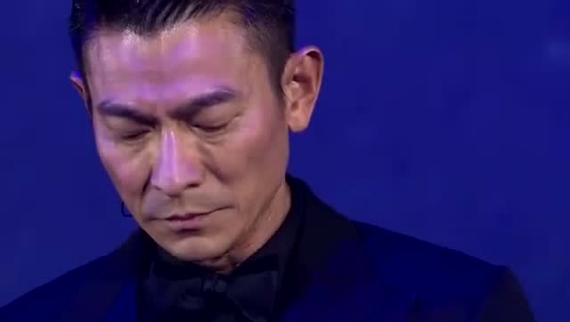 梅艳芳十周年纪念演唱会,刘德华献唱一首歌唱哭自己