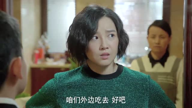 后妈在视频被打,学校亲自出气为孩子出头!-腾墙排马桶安装孩子图片
