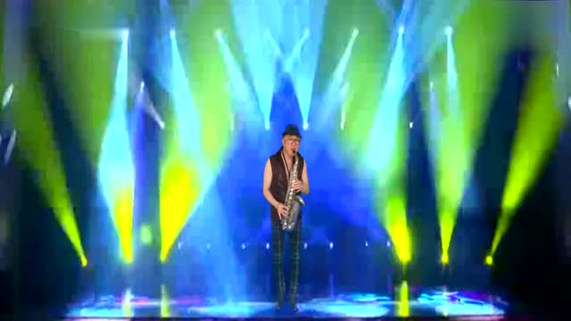 萨克斯演奏名侦探柯南主题曲