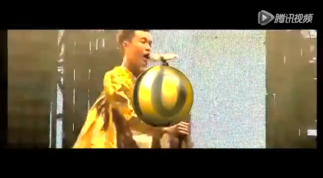 苏打绿十周年巡演上海站落幕 青峰上演脱口秀