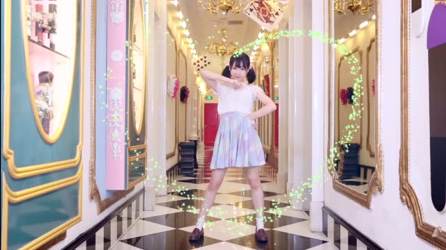 法苏天女变身 清纯小姑娘舞跳得欢