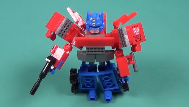 精品玩具〕乐高也能组装出擎天柱,而且还可以变形成卡车!