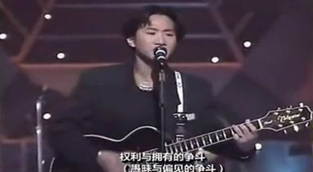 《我是歌手》第三季黄家驹嗨爆《amani》