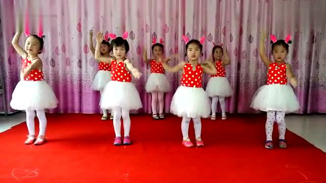 儿童舞蹈表演《兔子舞》 - 腾讯视频