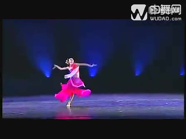 第十届桃李杯舞蹈比赛金晨《花儿》民族独舞