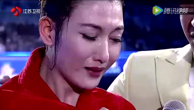 李彩桦参加跳水节目,很美