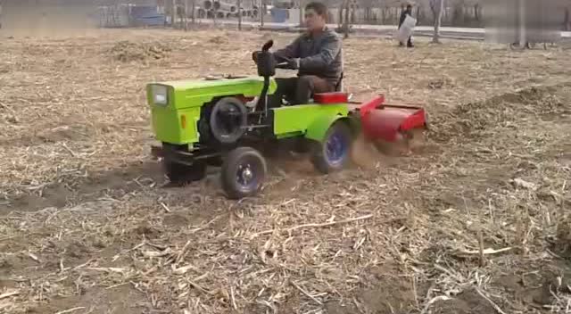 国内农民3年研发的农业机械小型拖拉机,被德国资本抢投!