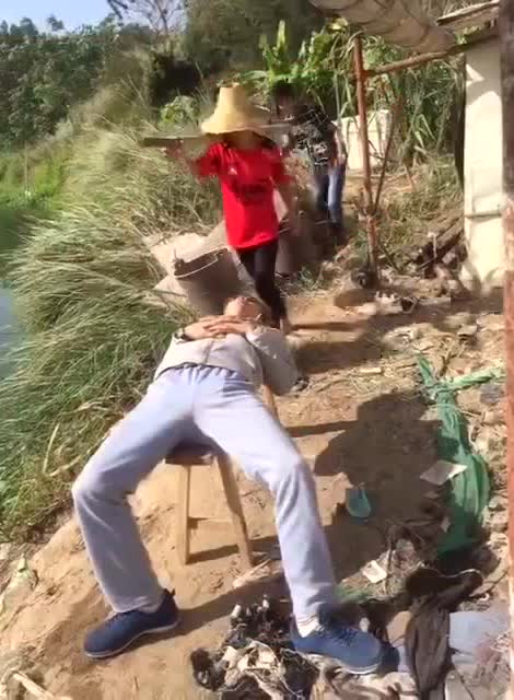 农村路滑 爆笑恶搞