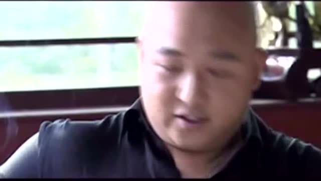 黑社会大哥被抓后,讲述自己收钱黑社会恩怨,这才是老大哥啊