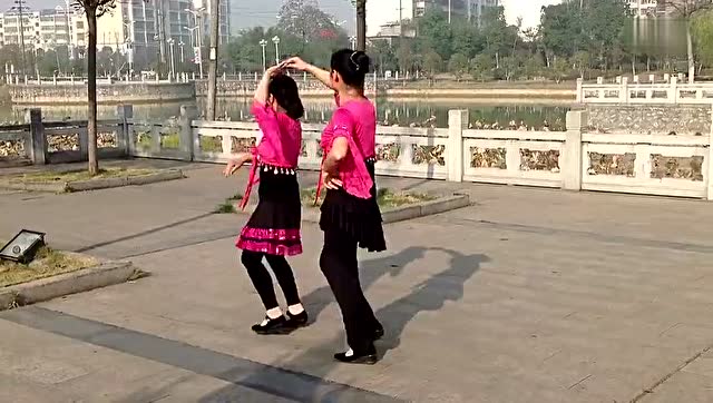 樟树杜鹃广场舞 双人舞 格桑花开
