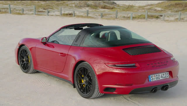 试驾2018保时捷911 targa   gts内饰亮了