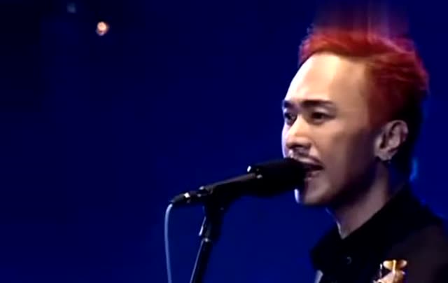 黄家强完美演唱《冷雨夜》