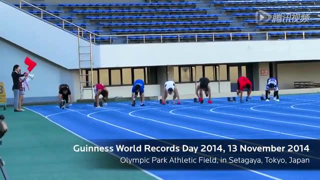 高清:日本18岁男子四肢跑 创百米世界纪录